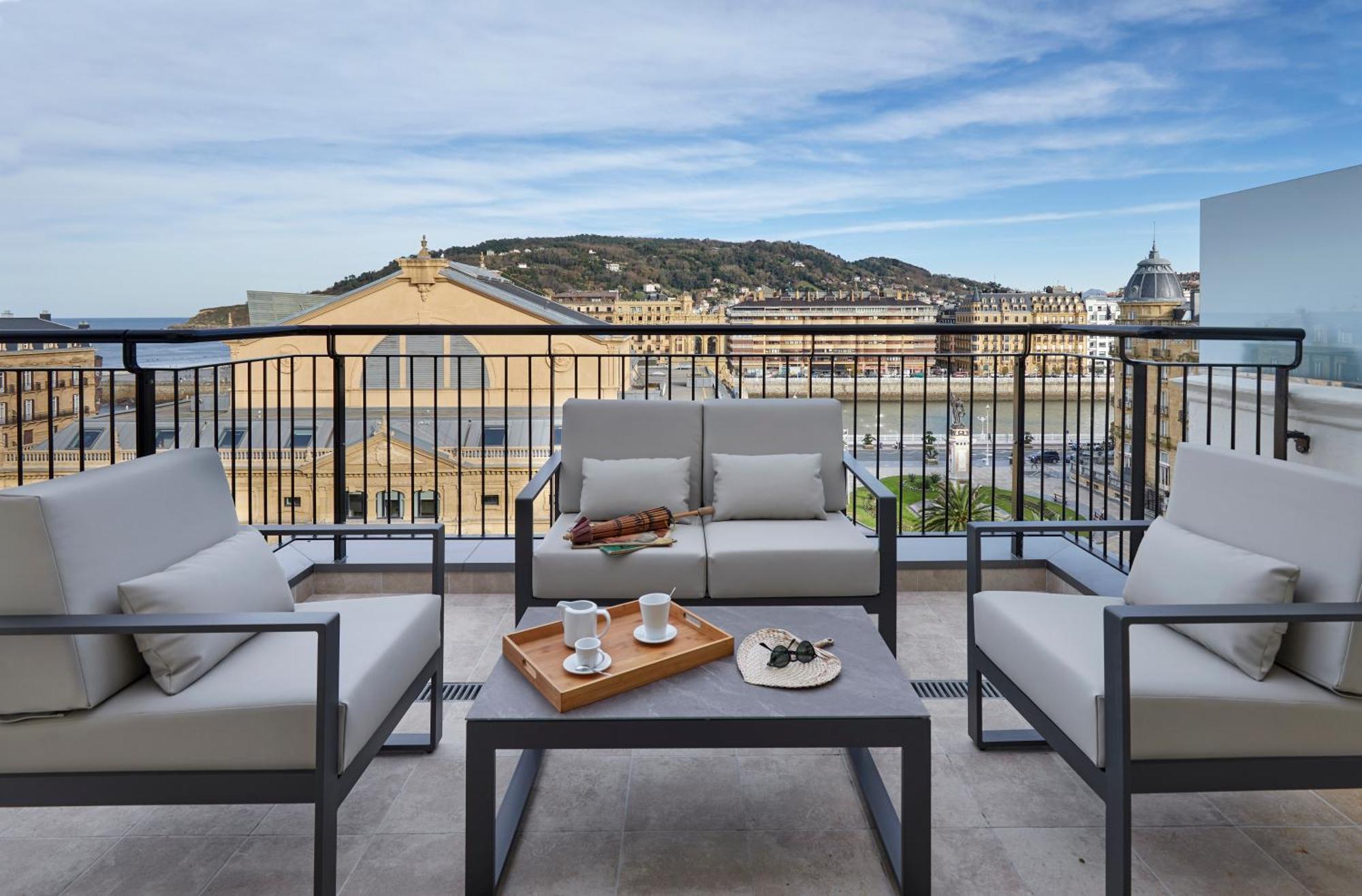 Apartment Eki Terrace By Feelfree