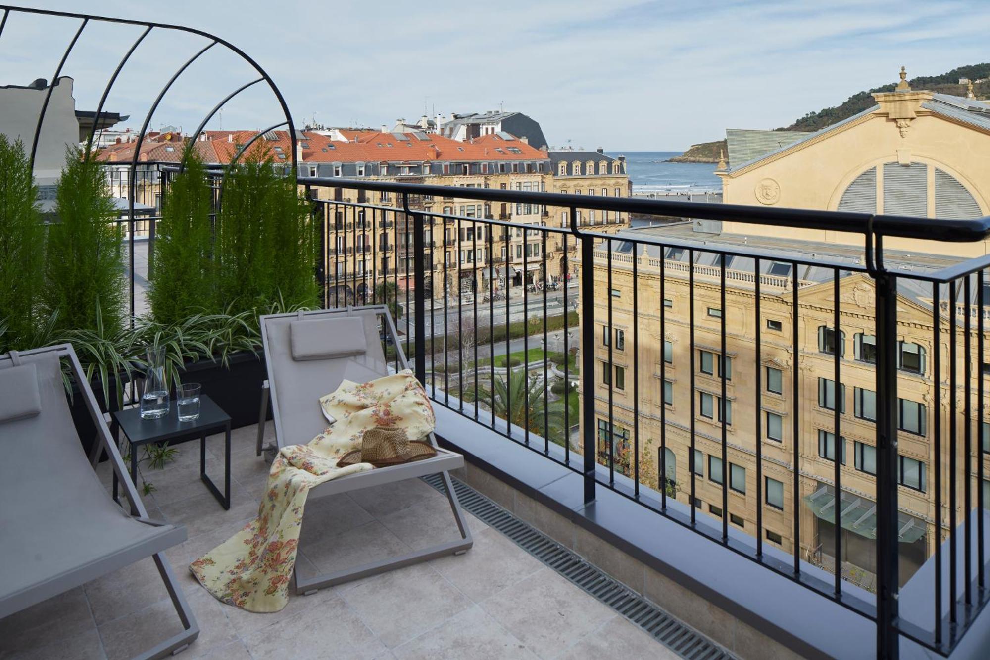 Eki Terrace By Feelfree Apartment